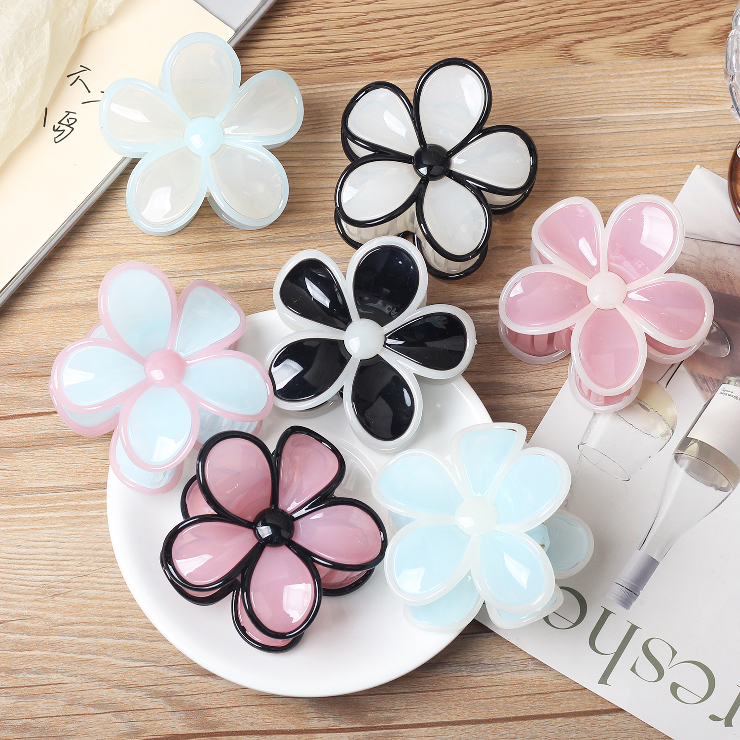Nuevo clip de agarre de flor de color de contraste de gelatina, clip de tiburón de agarre de cabello de primavera y verano, clip de cabello de medio amarre, accesorio para el cabello, joyería para el cabello al por mayor
