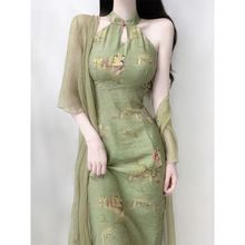 新中式女装古风改良旗袍年轻款少女高端气质绿色挂脖连衣裙子夏季