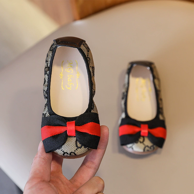 В наличии 2023 Весенняя Женская парусиновая детская кожаная обувь принцессы на липучке Износостойкая детская обувь Основные поставки