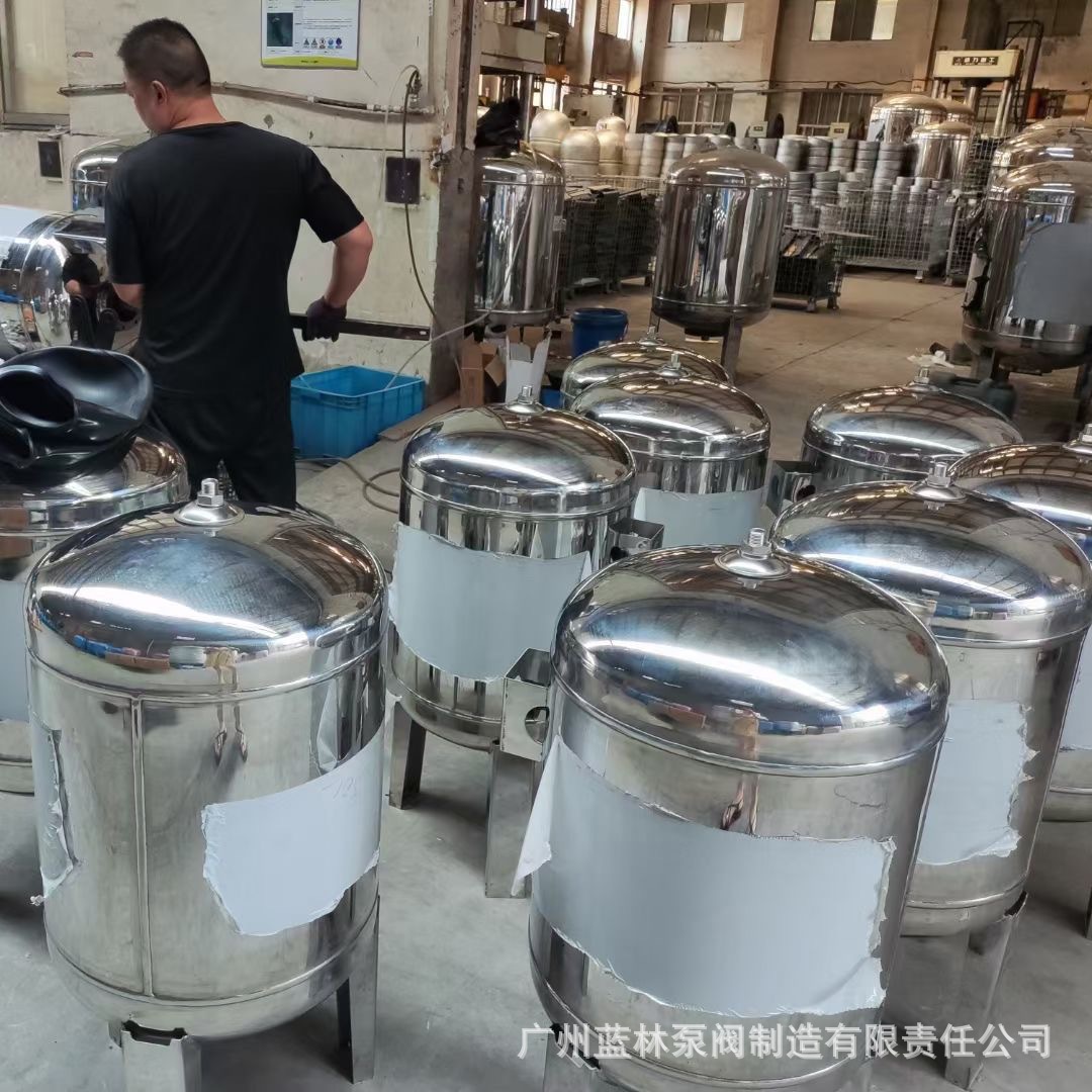 广东代销袋鼠隔膜罐 袋鼠稳压罐 袋鼠膨胀管 袋鼠牌隔膜压力罐