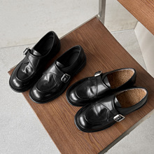 �^��ţƤ�A�^����ЬŮ2025�ﶬ���¿��и���ЬƤ���۴ָ����Ь��