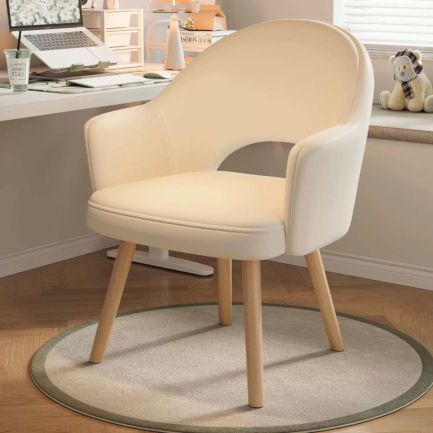 化妆凳子女生卧室专用衣帽间轻奢高级感花瓣梳妆台旋转美甲桌椅子