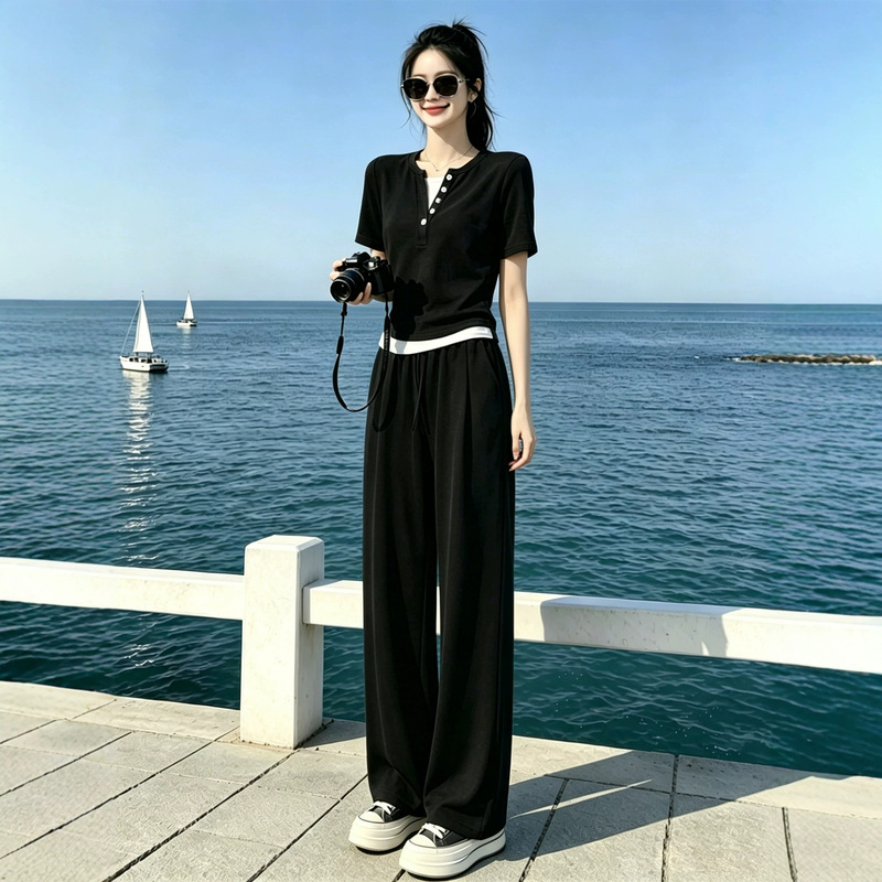 Korean Style Casual Sports Suit for Women, Summer Fashion, Slimming, High-End Feel, Black Fake Two-Piece Short-Sleeved Wide-Leg Pants Two-Piece Set