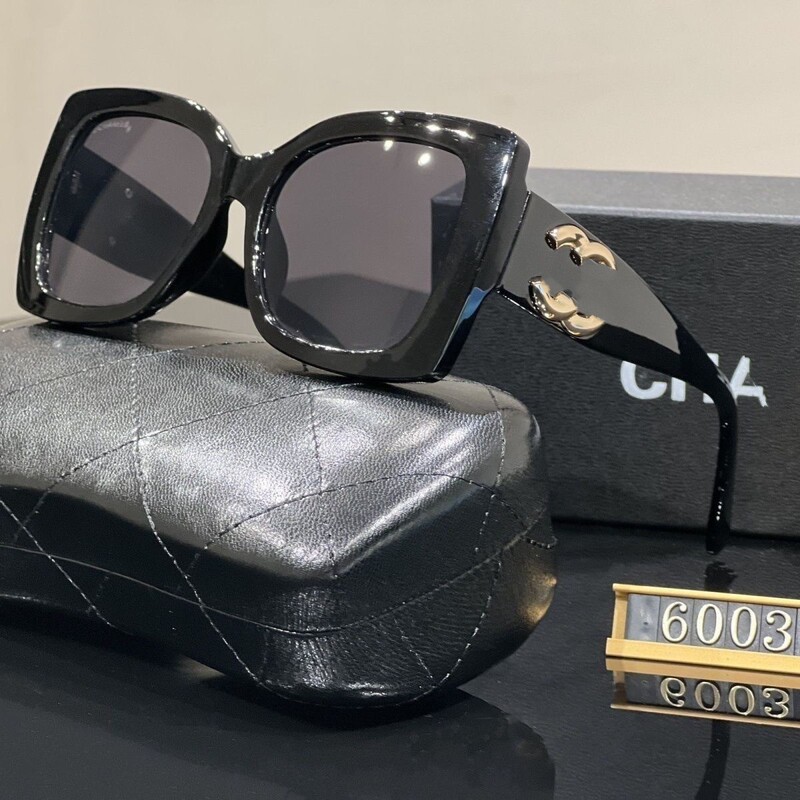 European and American high-end new square-frame wide-leg double-ring fashion sunglasses, sun protection for vacation, driving, and casual wear, cat-eye sunglasses European and American high-end new square-frame wide-leg double-ring fashion sunglasses, sun protection for vacation, driving, and casual wear, cat-eye sunglasses