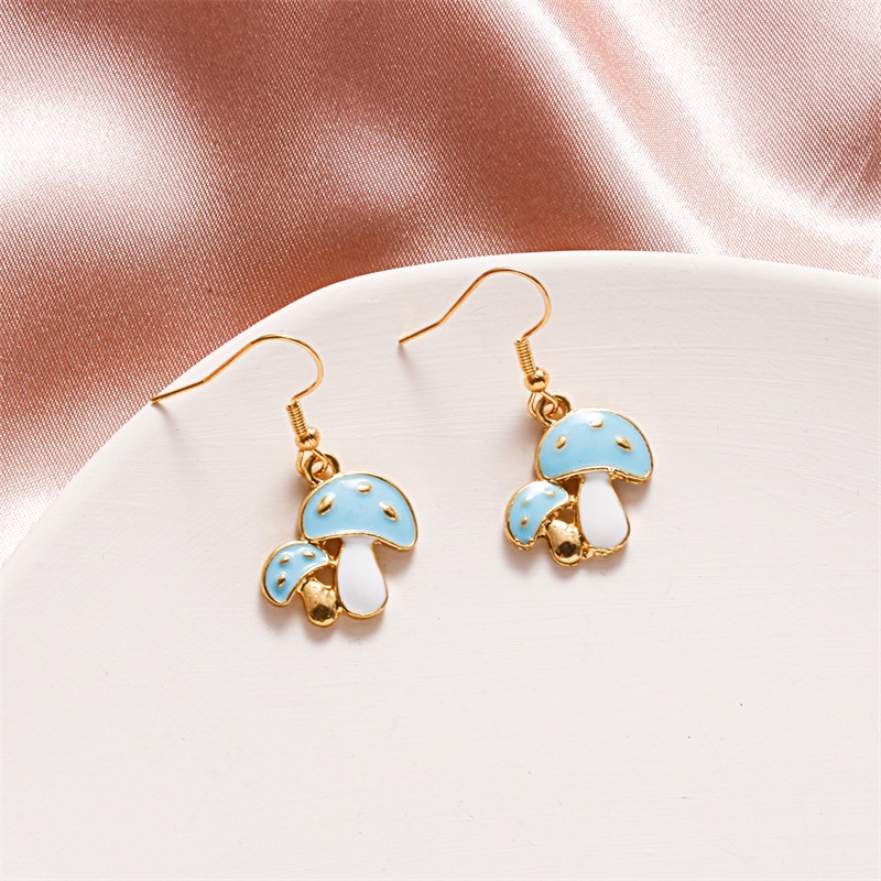 Europe Et Amérique Plaisir Créatif Champignon Boucles D'oreilles Pour Femmes Ins Style Mignon Coloré Collier D'huile Petit Champignon Boucles D'oreilles Boucles D'oreilles Populaires Vente display picture 7