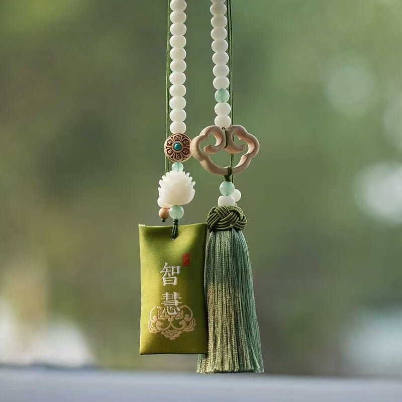 Safe Journey Pendant Car Deer Ornament Car Interior Decoration Car Hanging Decoration Rearview Mirror Pendant for Men and Women