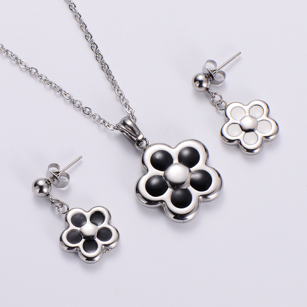 Stainless Steel 18K Gold Plated Simple Style Flower Shell display picture 2
