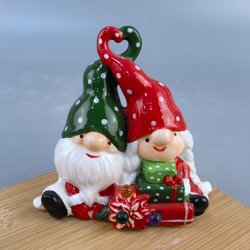 Artesanía de cerámica europea creativa Adornos de hadas Jardín navideño Personajes de duendes Adornos de dibujos animados pintados