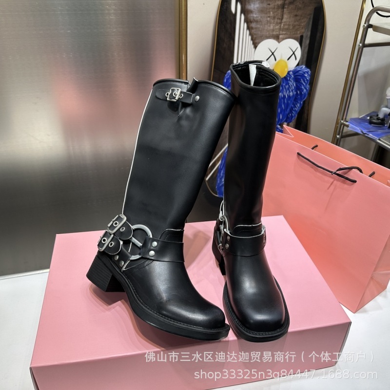 易梦玲miuu家皮带扣棕色长筒靴不过膝圆头西部牛仔骑士靴欧美风靴|undefined