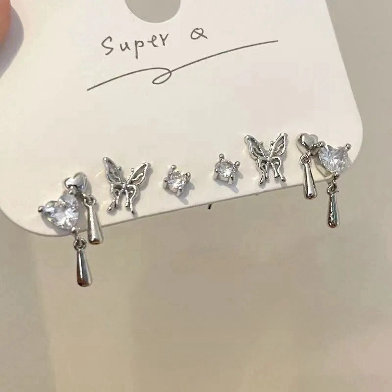 Men’s Titanium Stud And Small Hoop Earring Set Is Hypoallergenic, Tarnish-resistant And Ideal For Daily Wear. Sleek And Modern, It Creates Stunning L_voghion.com
