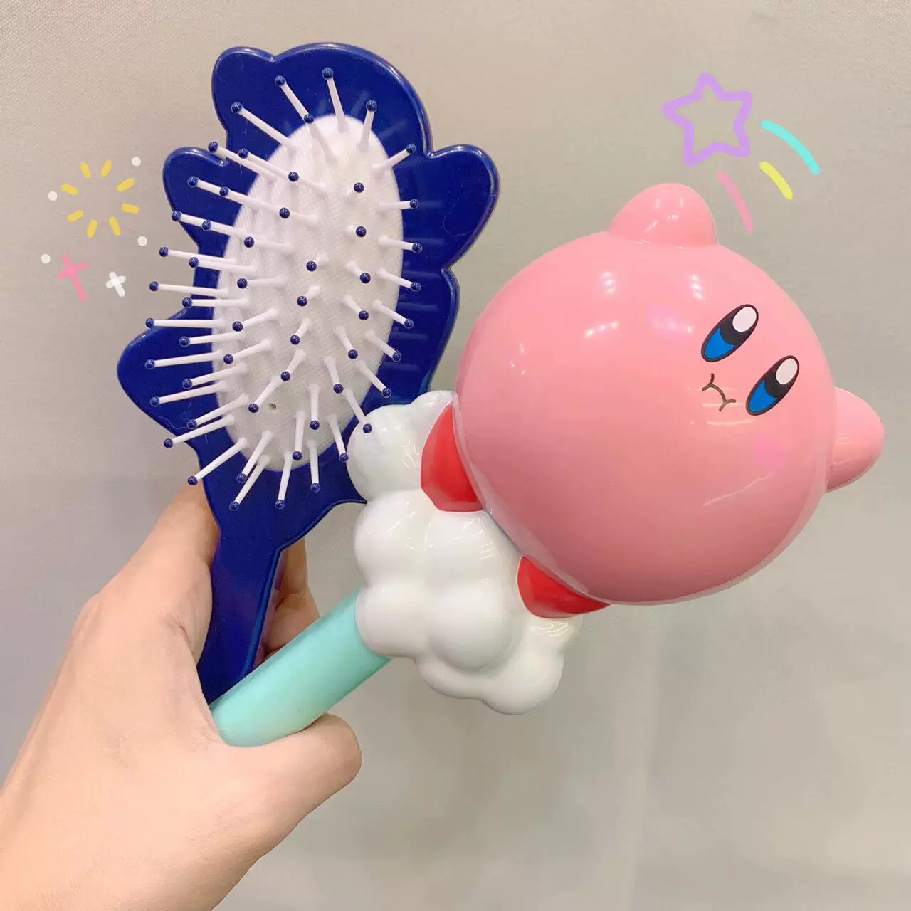 Мультяшная щётка (Kirby) — антистатическая мягкая подушка на ручке, подарок, с подарочной коробкой