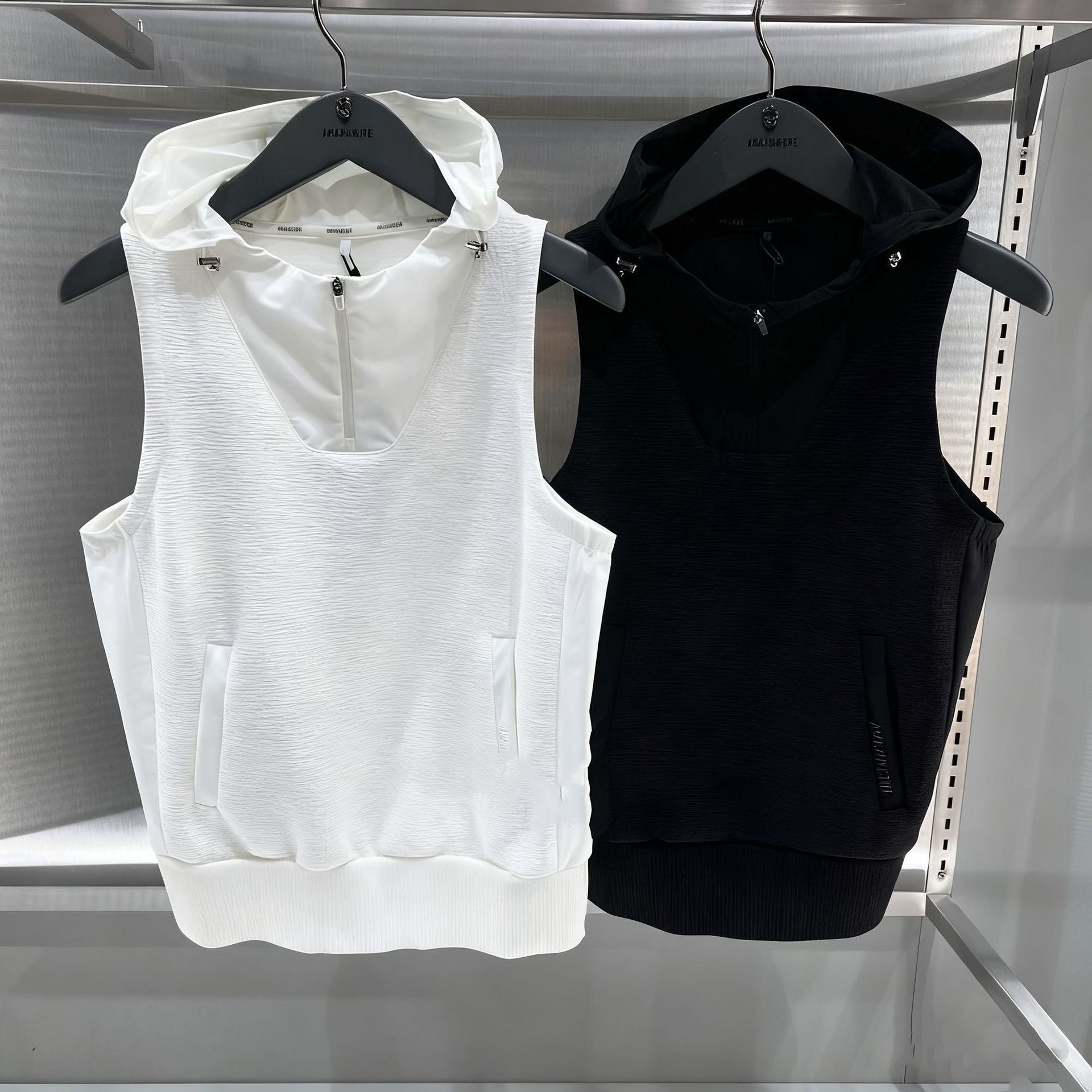 Women's 25 Autumn New Golf Clothing Hooded Sleeveless Sports Casual Vest Plaid Knitted Easiest for Match Top