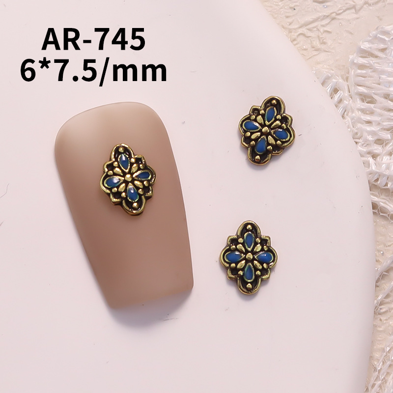 AR-745