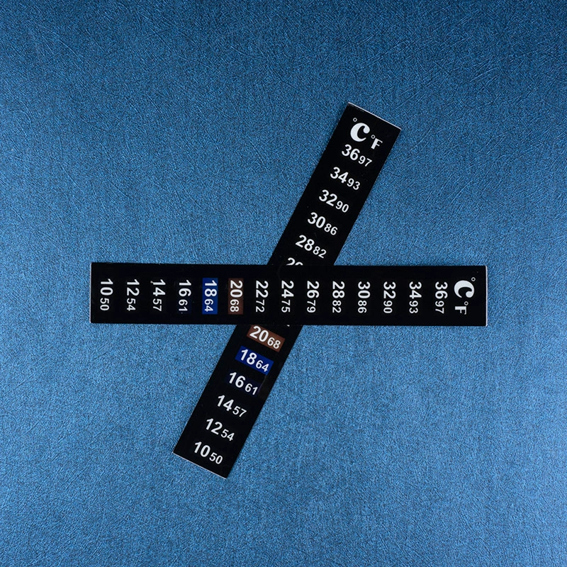 Aquarium, thermometer, adhesive glue, with LED display