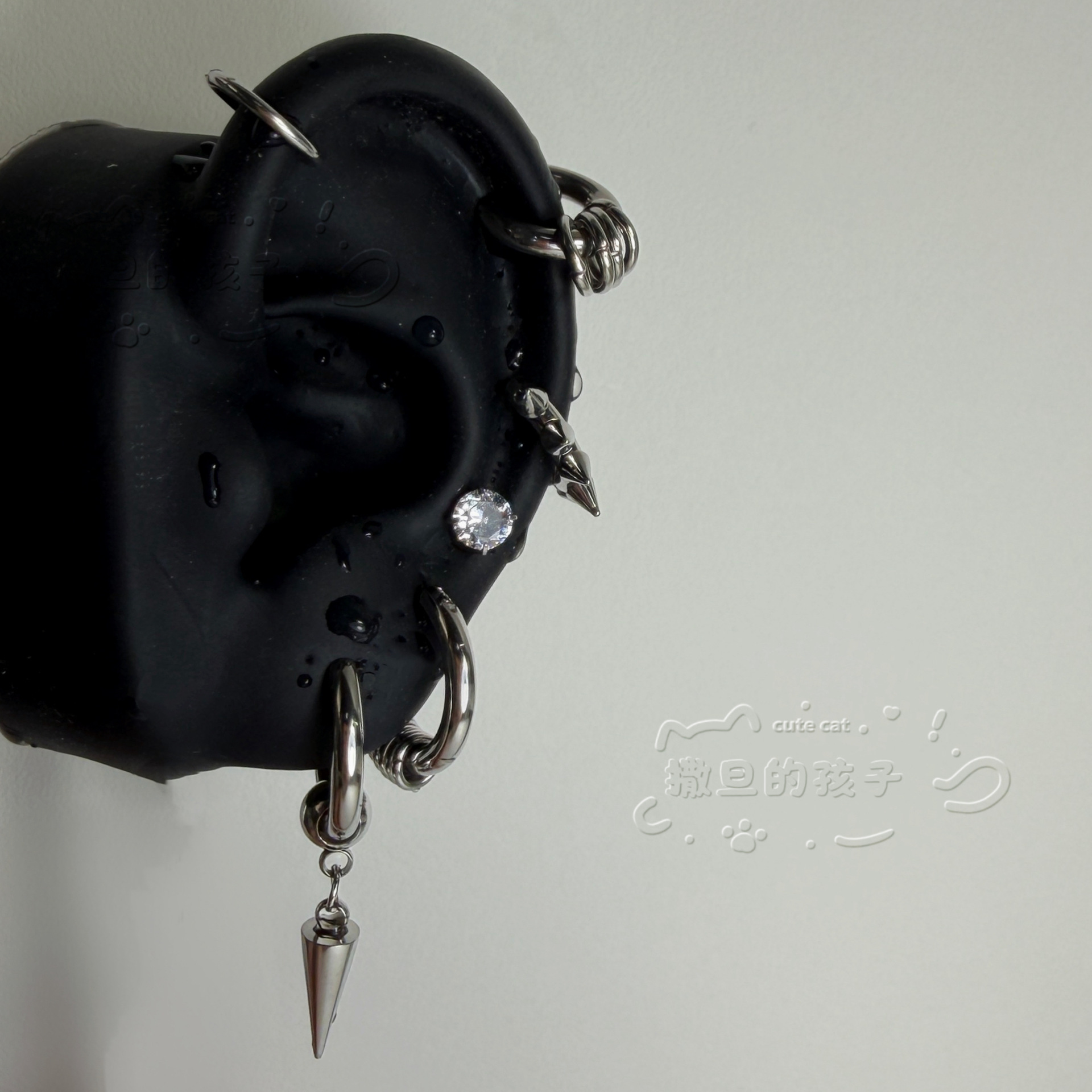 Pointed labret stud close-up product detail