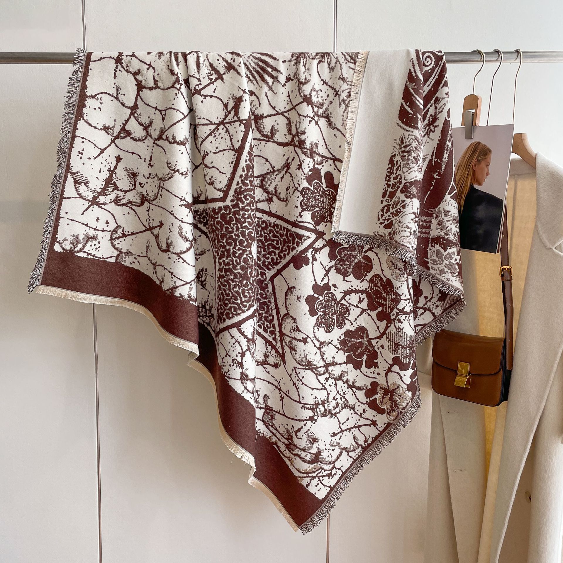 Cashmere-like moda todo-fósforo bufanda planta flor impresión barba corta borla chal Otoño e Invierno engrosada bufanda caliente para las mujeres