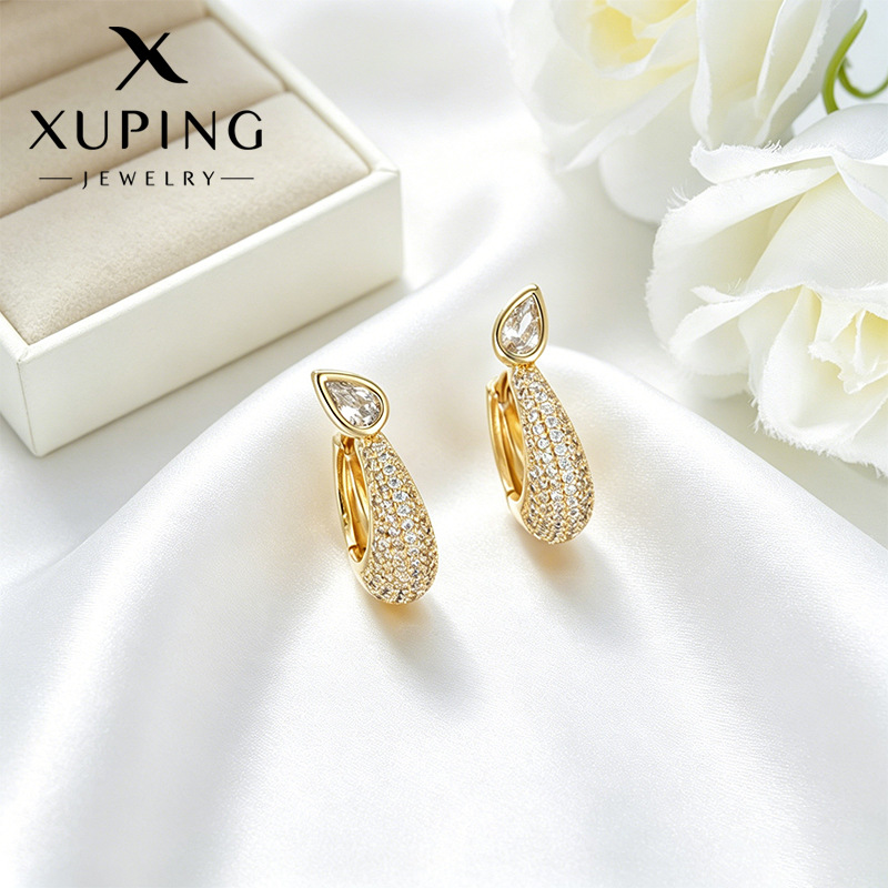Xuping aleación de cobre chapado 14k color micro incrustado de zirconio tipo gotas de agua transfronterizas europeas y estadounidenses perfiles de orejas de moda para mujeres viajes