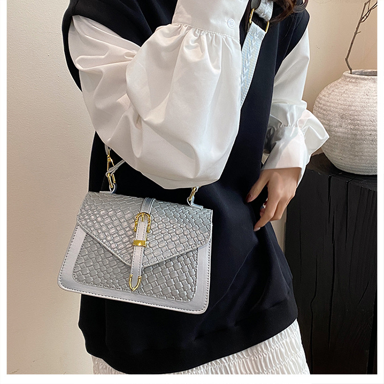 307g Weight Magnetic Buckle Closure Type Single Shoulder Strap Strap Type Crossbody Bag Bags Type Daily Occasion Pu Leather Material Color Block, Solid Color Pattern All Seasons Season Women's Gender Classic Style Style Square Shape Small Size Women's Small Pu Leather Color Block Solid Color Classic Style Square Magnetic Buckle Crossbody Bag 22