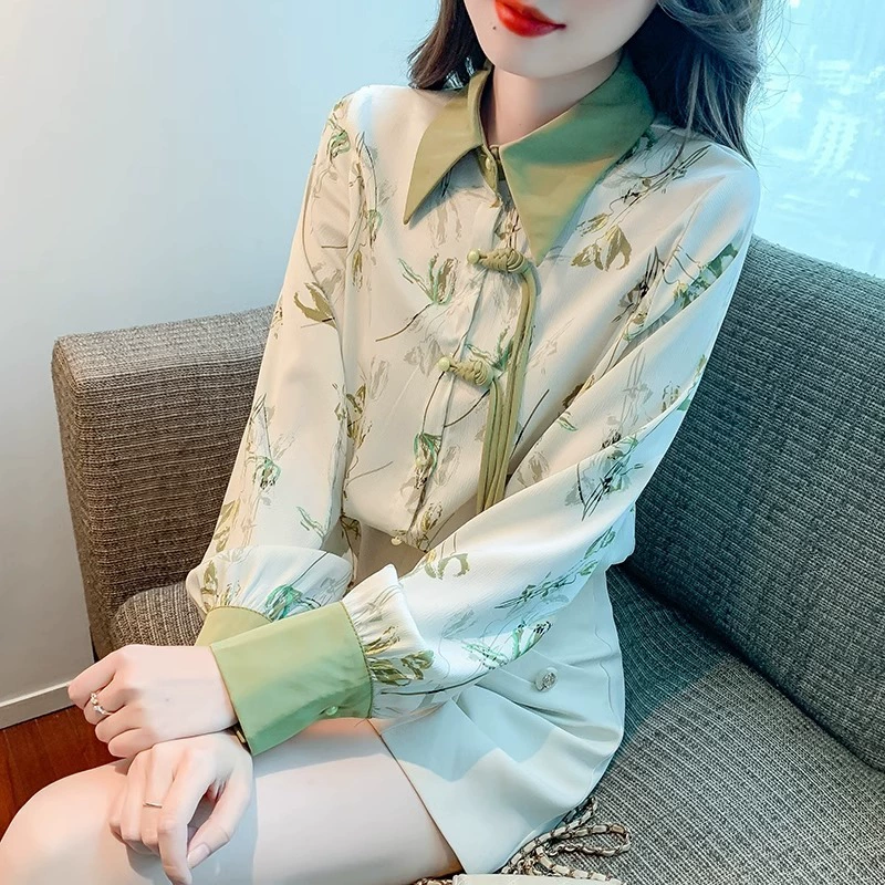 Новая женская рубашка в китайском стиле в национальном стиле, ранняя весна, зеленый дизайн, рубашка с длинными рукавами и вышитым цветочным воротником на пуговицах