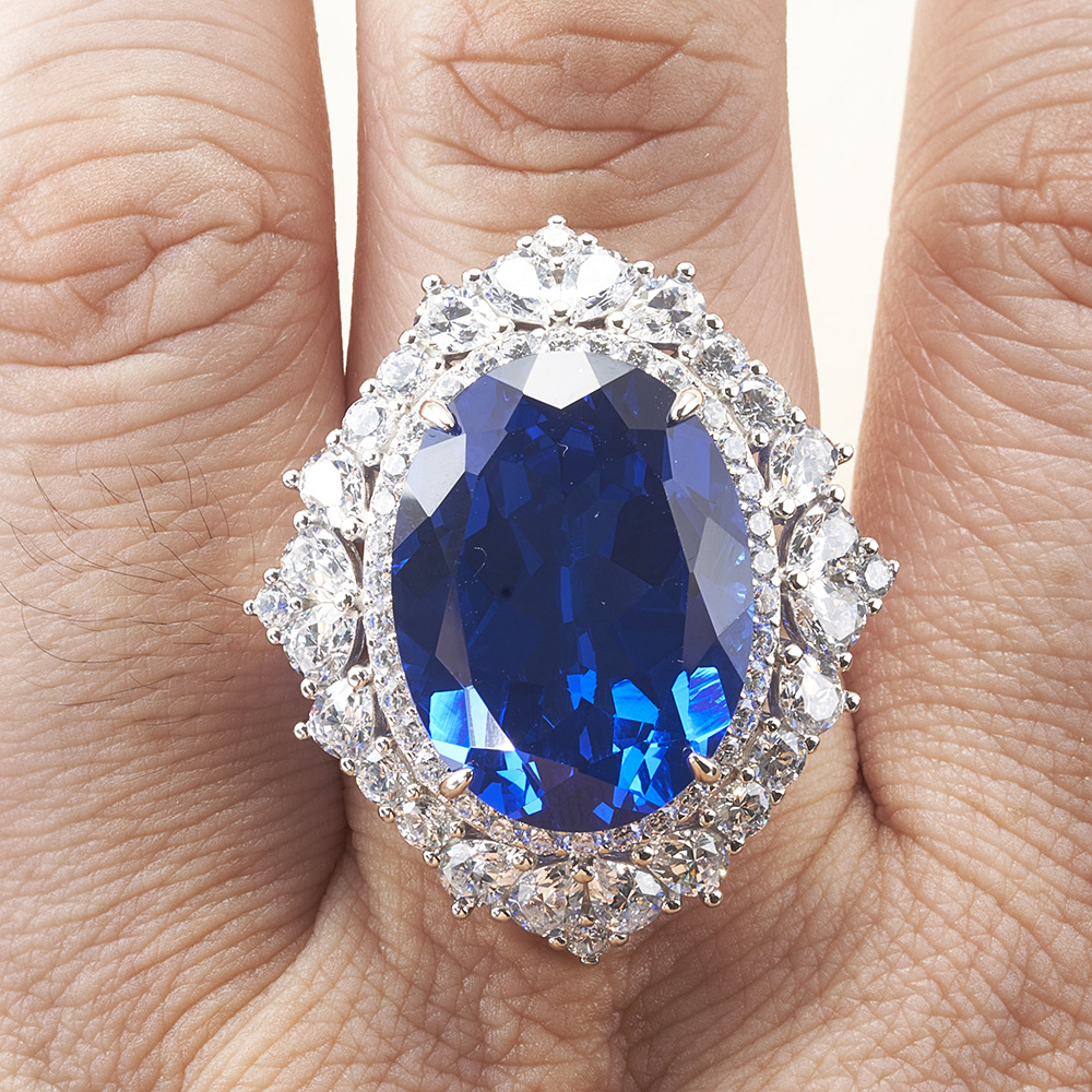 S925 plateado de cinco capas de espesor incrustaciones de platino sintético 30 quilates anillo de zafiro emperador transfronterizo en vivo para especial
