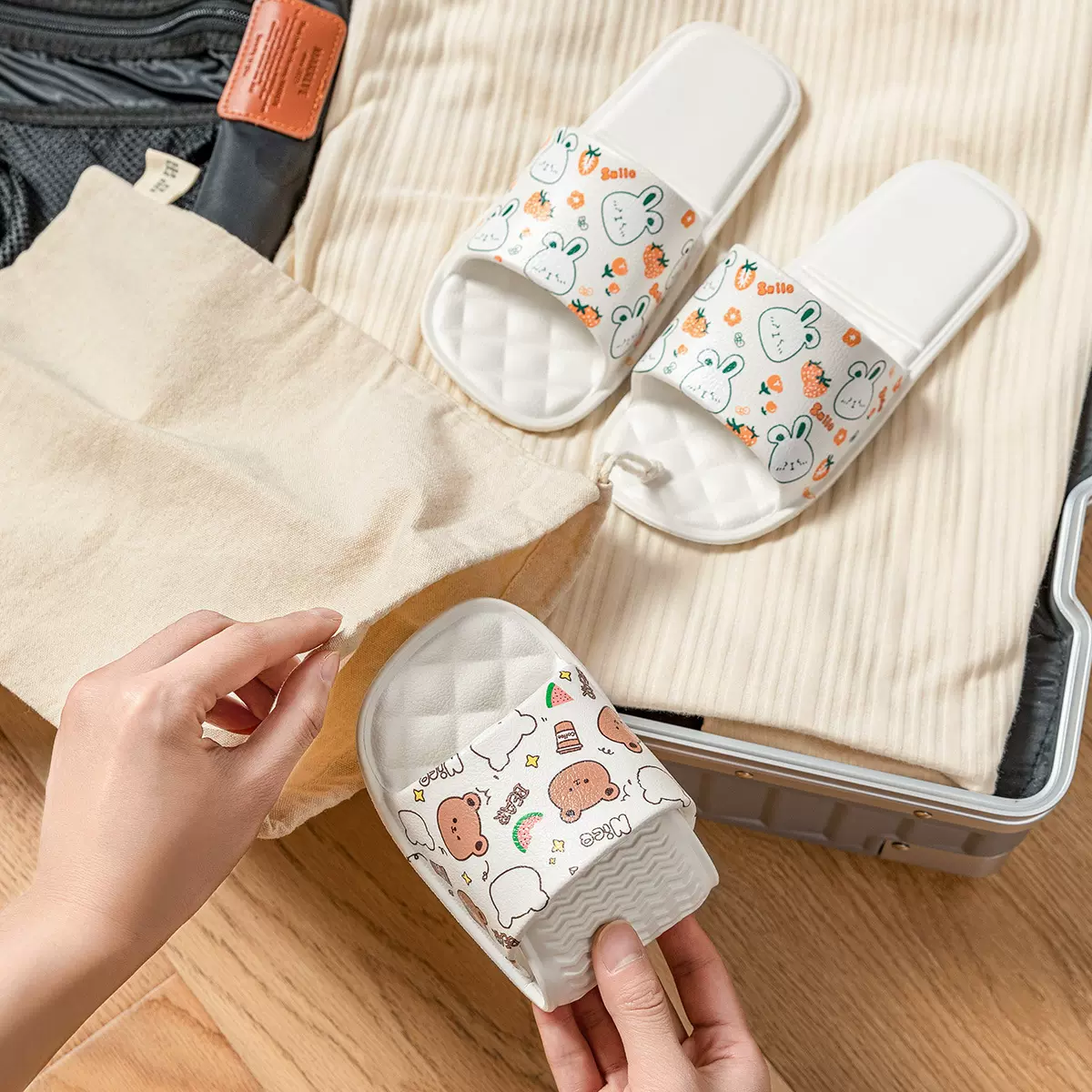 拖鞋儿童女童室内休闲家居防滑浴室eva防臭2025新款亲子凉拖鞋女