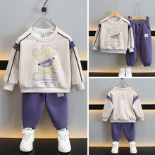 男童春秋款背包熊套装2025新款童装春季宝宝洋帅气卫衣两件套衣服