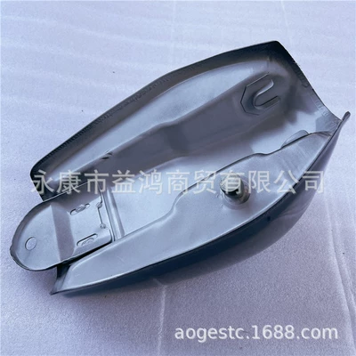 Baking Paint, Fuel tank