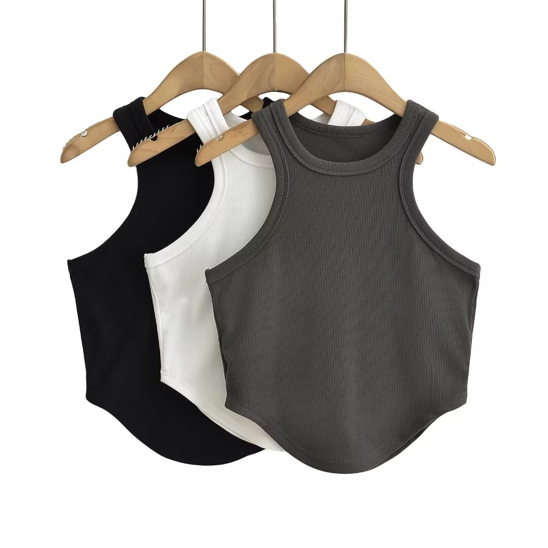 Sexy T-shirt with a round collar sleevless