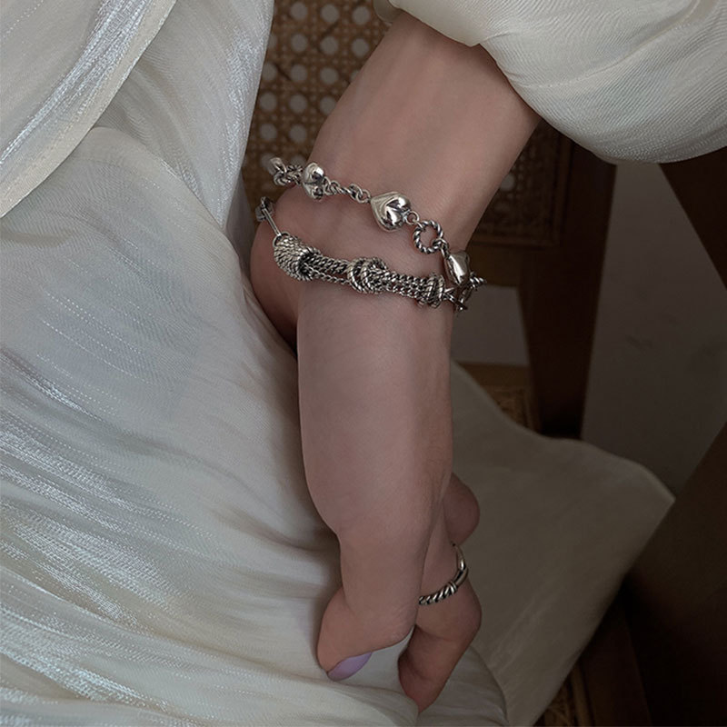 Retro heart circle stitching bracelet female niche design braided chain heartshaped braceletpicture4
