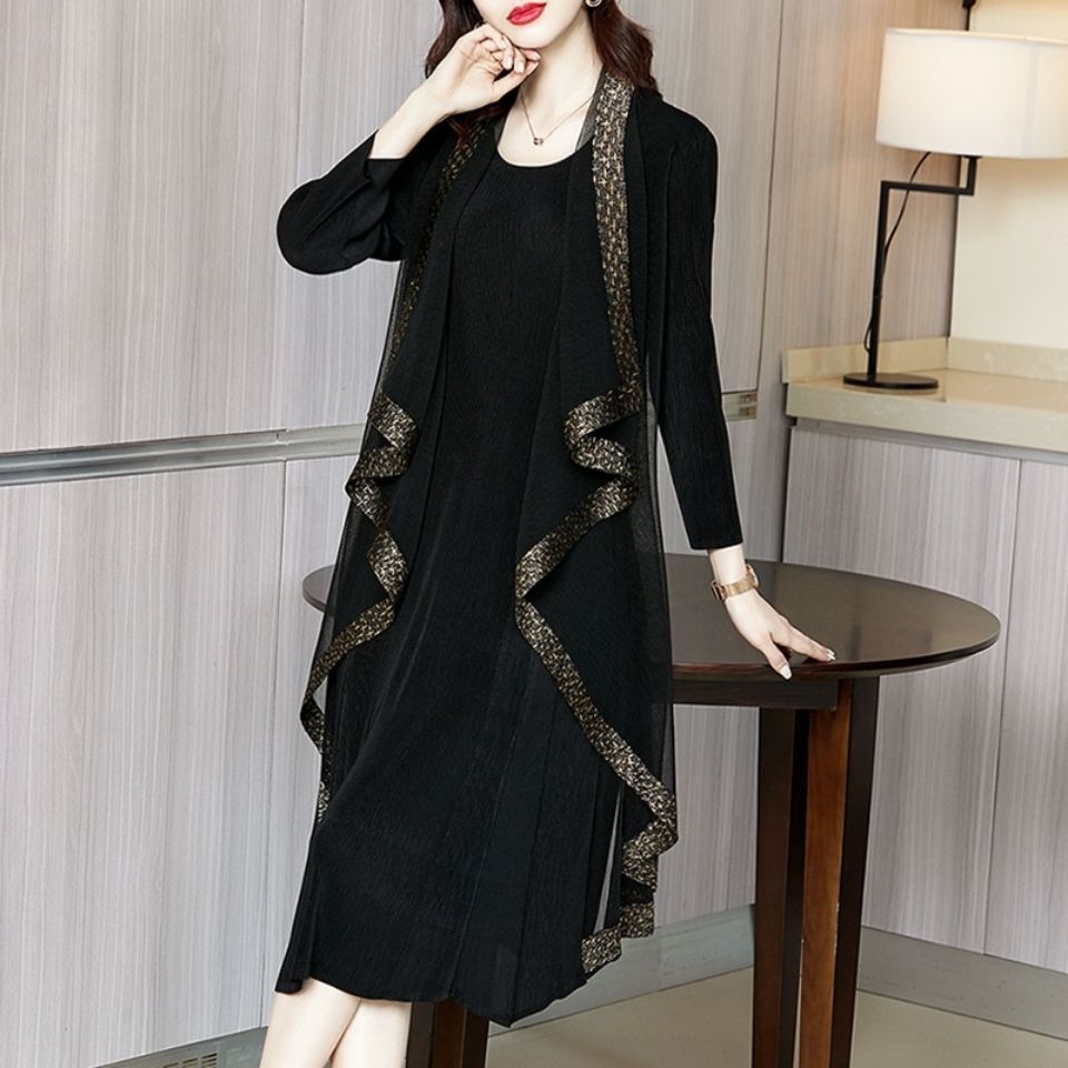 Pleated dress 2023 new mom wear mid-length spring and autumn..