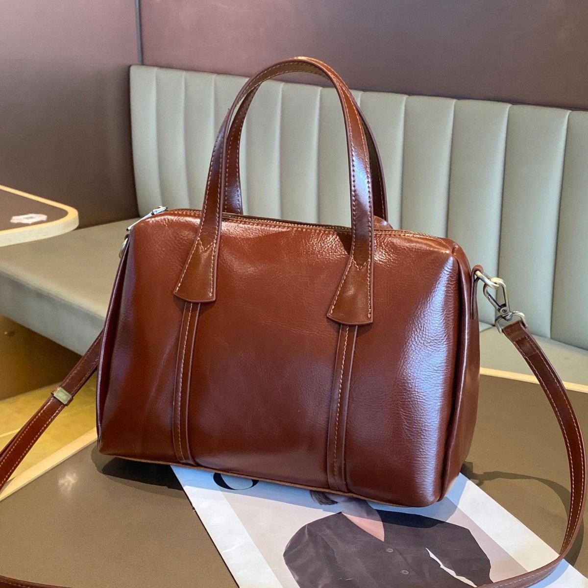 头层牛皮2025新款单肩包高级感上班通勤包真皮女士斜挎手提包女