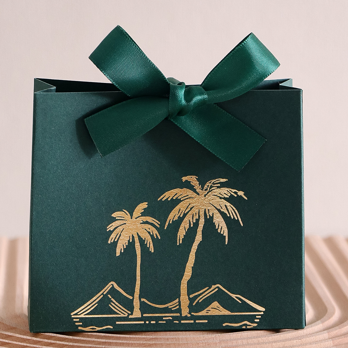 녹색 선물 상자 - 녹색 리본