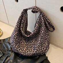 �ٴ���ⱪ�y�μ����Ů�羳�¿�r�����᲼����������ͨ�����ذ�