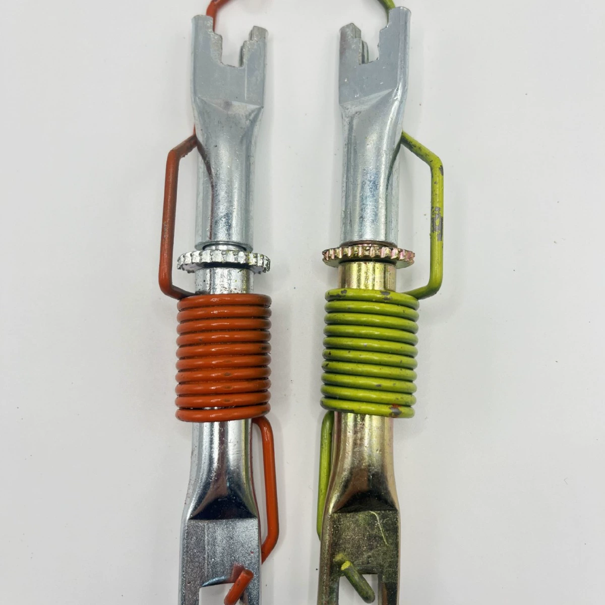 Для серии Toyota REVO HIACE VIGO PRADO комплект для ремонта задних тормозов суппорт ремонтный комплект