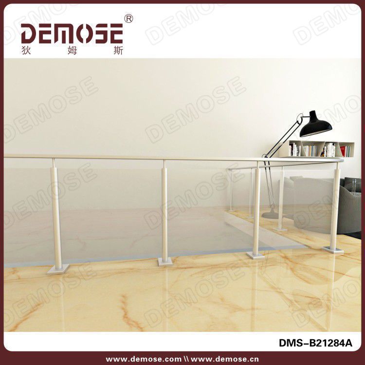 安防护栏杆 厂家生产玻璃栏杆  按实际规格计算