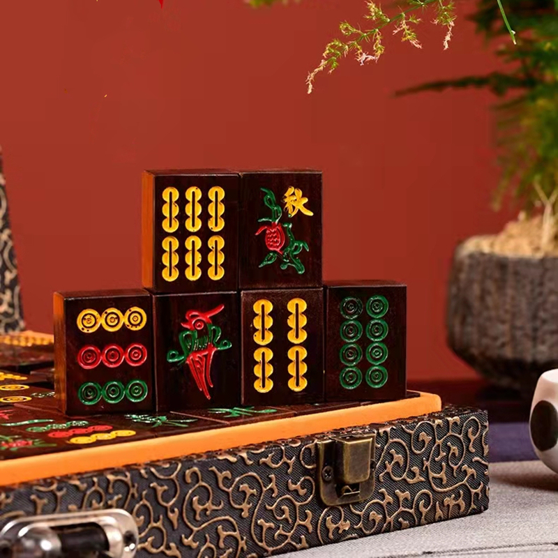 Redwood Mahjong, Small-Leaf Rosewood, Black Ebony Chess Set, High-End Vintage Collectible Gift for Home Use Redwood Mahjong, Small-Leaf Rosewood, Black Ebony Chess Set, High-End Vintage Collectible Gift for Home Use
