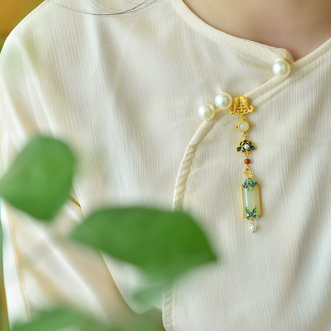 Enamel jade with butterfly, pendant, silver 925 sample