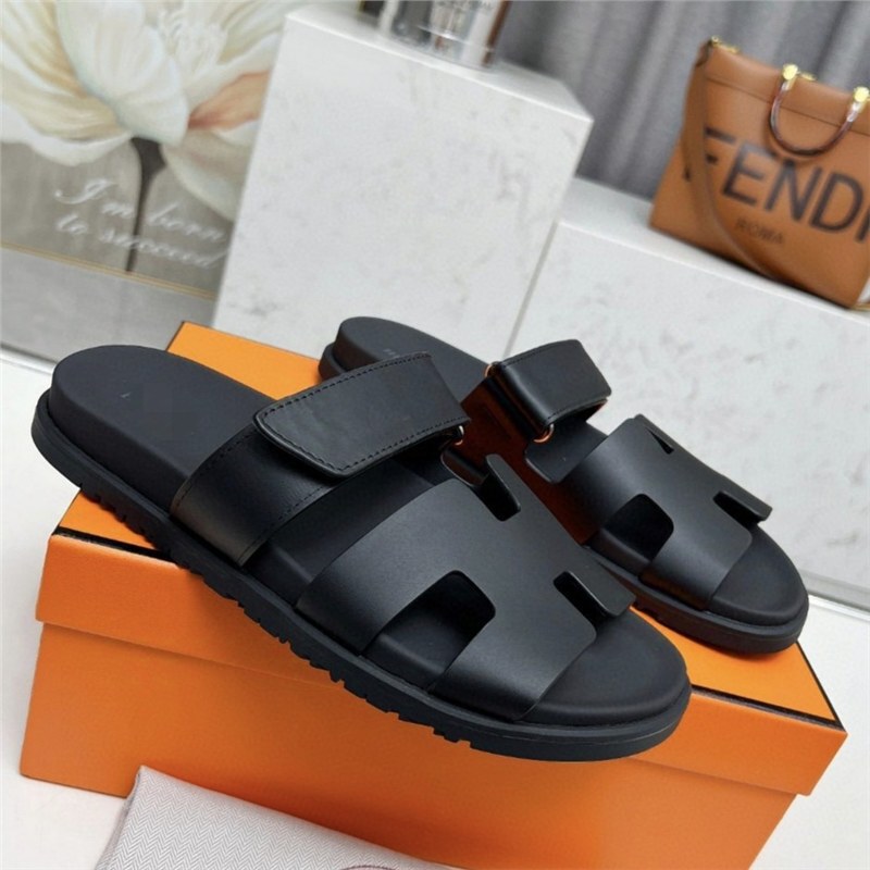 Original Brand Original Box Slippers for Men and Women, Simple and Versatile Fashion Shoes, 2026 Summer New Style, Trendy Open-Toe Slide Sandals for Outdoor Wear Original Brand Original Box Slippers for Men and Women, Simple and Versatile Fashion Shoes, 2026 Summer New Style, Trendy Open-Toe Slide Sandals for Outdoor Wear