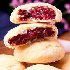 Food manufacturer direct delivery rose flower cake 300g gift box flower cake Yunnan specialty classic rose cake souvenir