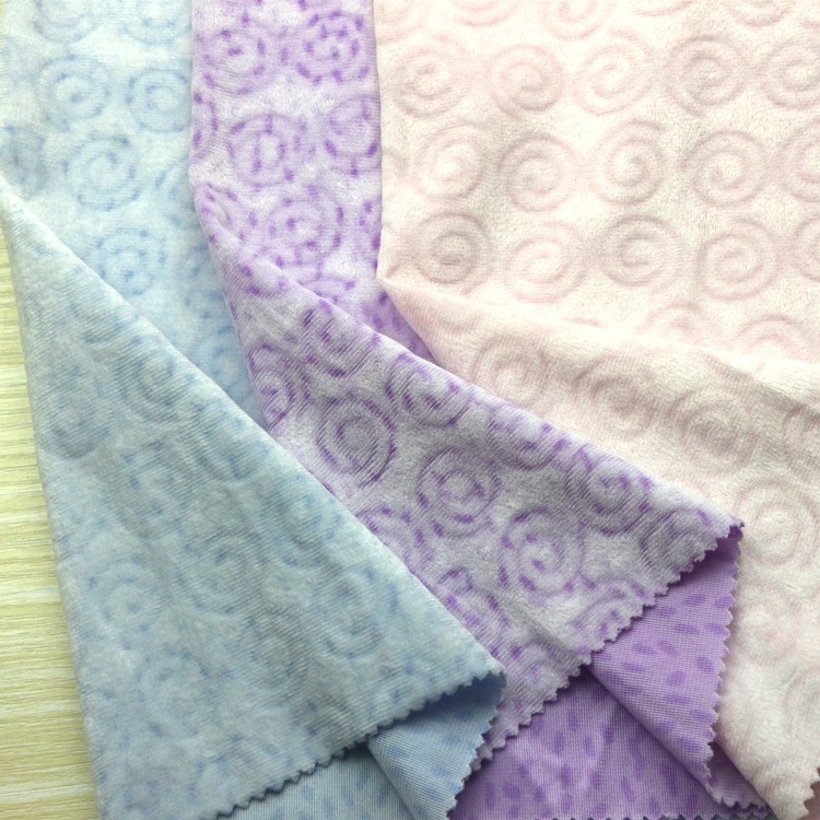 背印剪花短毛绒服装家纺面料全涤针织经编印花剪花超柔短毛绒布料