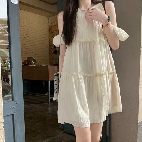 Summer new style short-sleeved French dress, off-the-shoulder design, slimming and sweet loose skirt, age-reducing short skirt