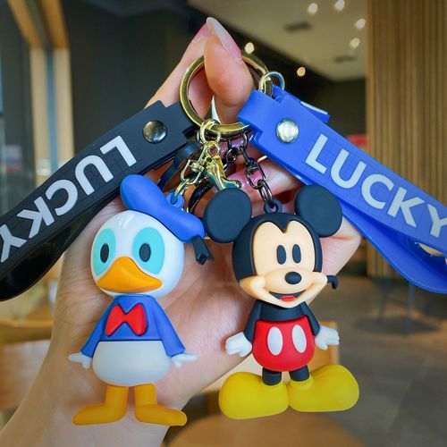 New cartoon 3D Mickey and Minnie figures keychain accessory for couples, bag and car keychain, perfect gift