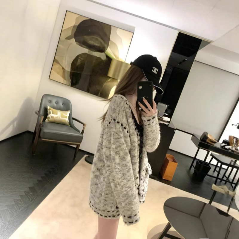 欧美风新款v领毛衣女开衫2025宽松单排扣设计感针织衫外套女装潮|undefined