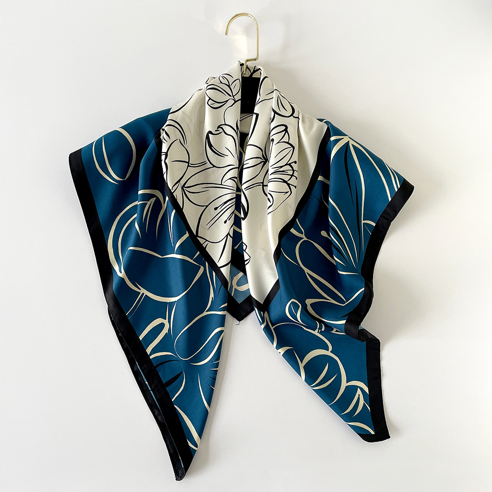 Lenço quadrado de cetim para mulher xale estampado seda_voghion.com