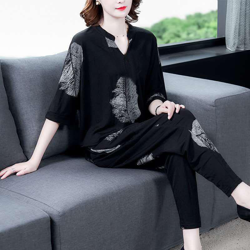 Summer New Arrival Middle-aged and Elderly Mother Clothes Harlan plus size suit Summer Casual Fashion Mid-sleeved Two-piece Sportswear for Women
