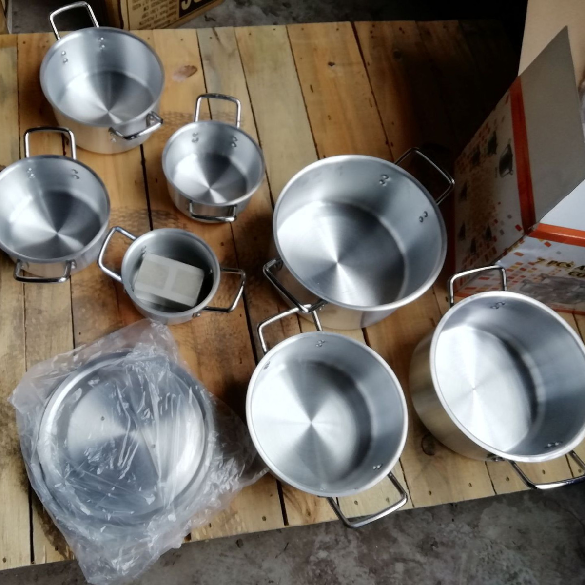 7 piezas de lijado de aluminio olla de suministro directo de fábrica Africana Venta de aluminio lijado olla al por mayor