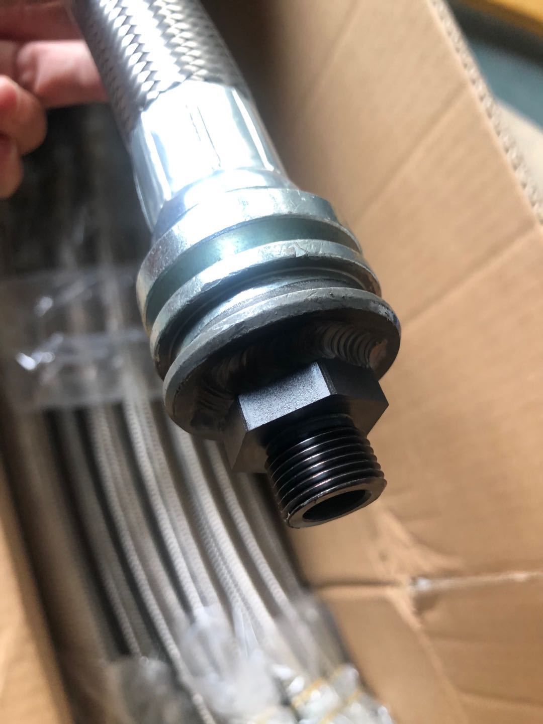 特氟龙软管  焊接不锈钢接头