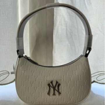 Mlb Korea Authentic Men's and Women's Denim Vintage Fashion Denim Shoulder Bag New Retro Ny Letter Versatile Crescent Bag