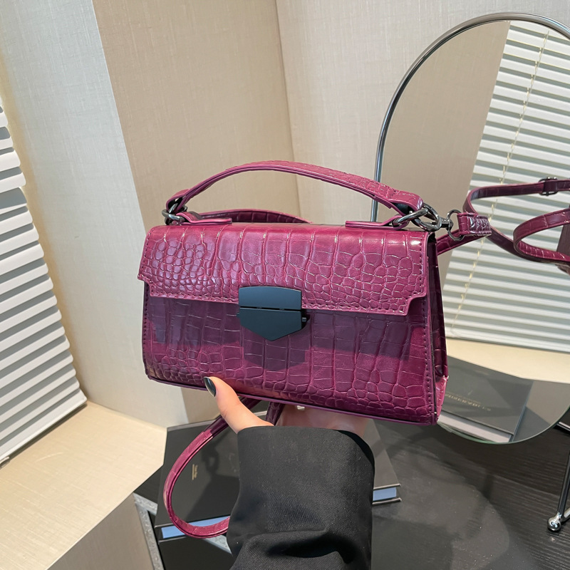 2024 invierno nuevo estilo de moda europea y americana retro bolso de mujer temperamento de cocodrilo estilo coreano personalidad bolso de hombro pequeño