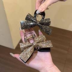 高级感巴黎王妃发夹女2025新款红豆抓夹优雅气质盘发鲨鱼夹头饰